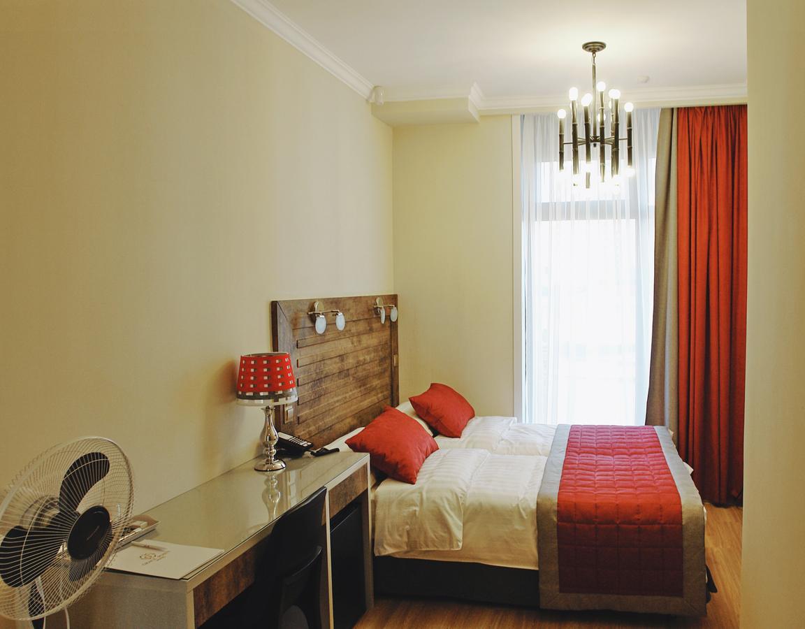 Grace Point Hotel Astana Exterior foto